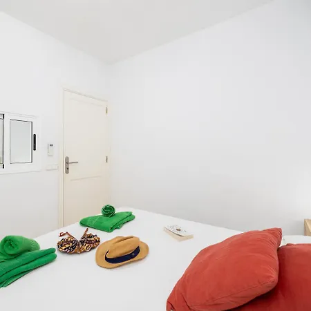 Apartment Jardines 2 *