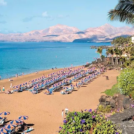 Jardines 2 아파트